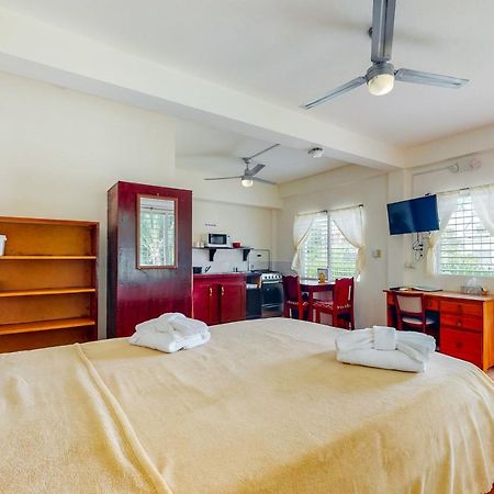 Willow 2 At Island Cabanas Gold Standard Certified Caye Caulker Luaran gambar